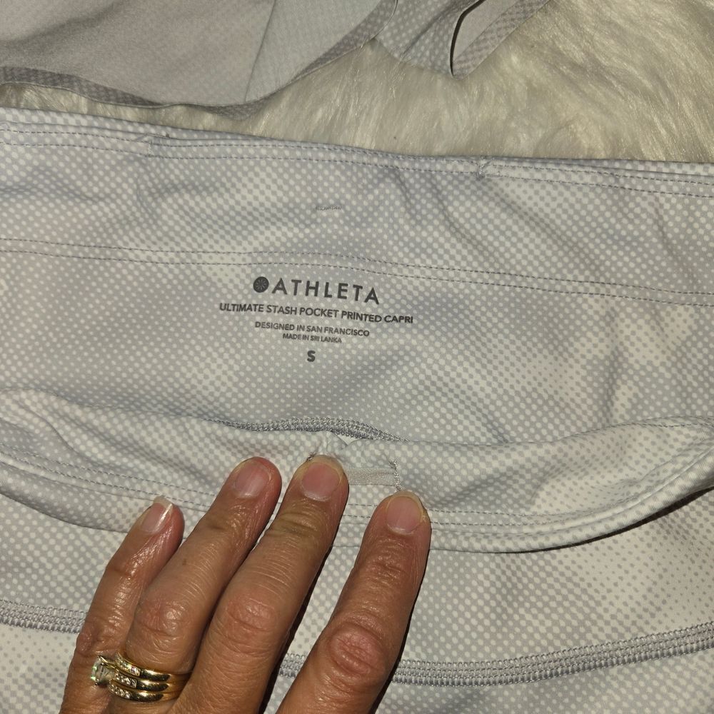 Athleta Bundle Light Gray Printed Capri Leggings … - image 2